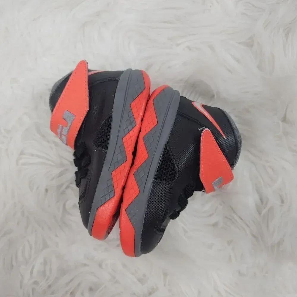 Nike lebron soldier