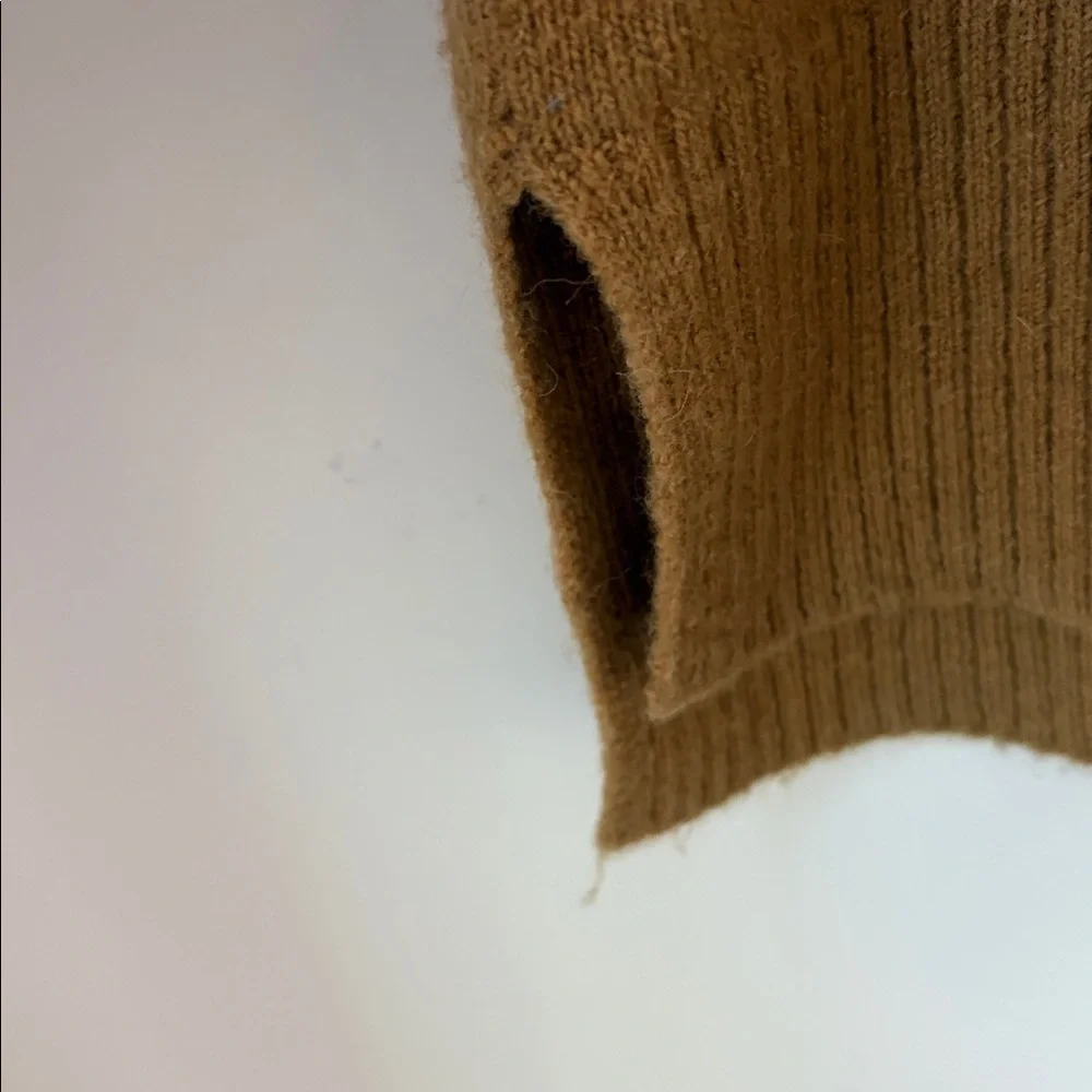 J. Crew hand holiday measurements