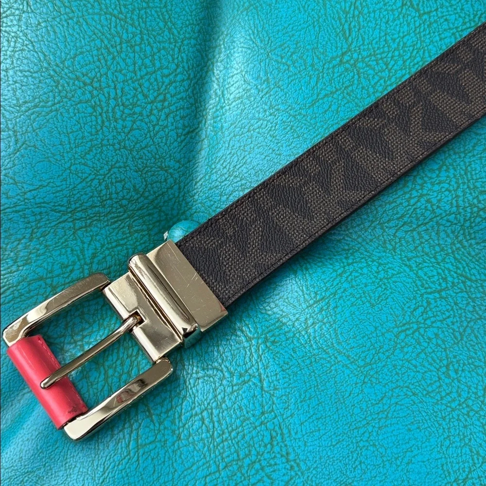 Michael Kors reversible belt