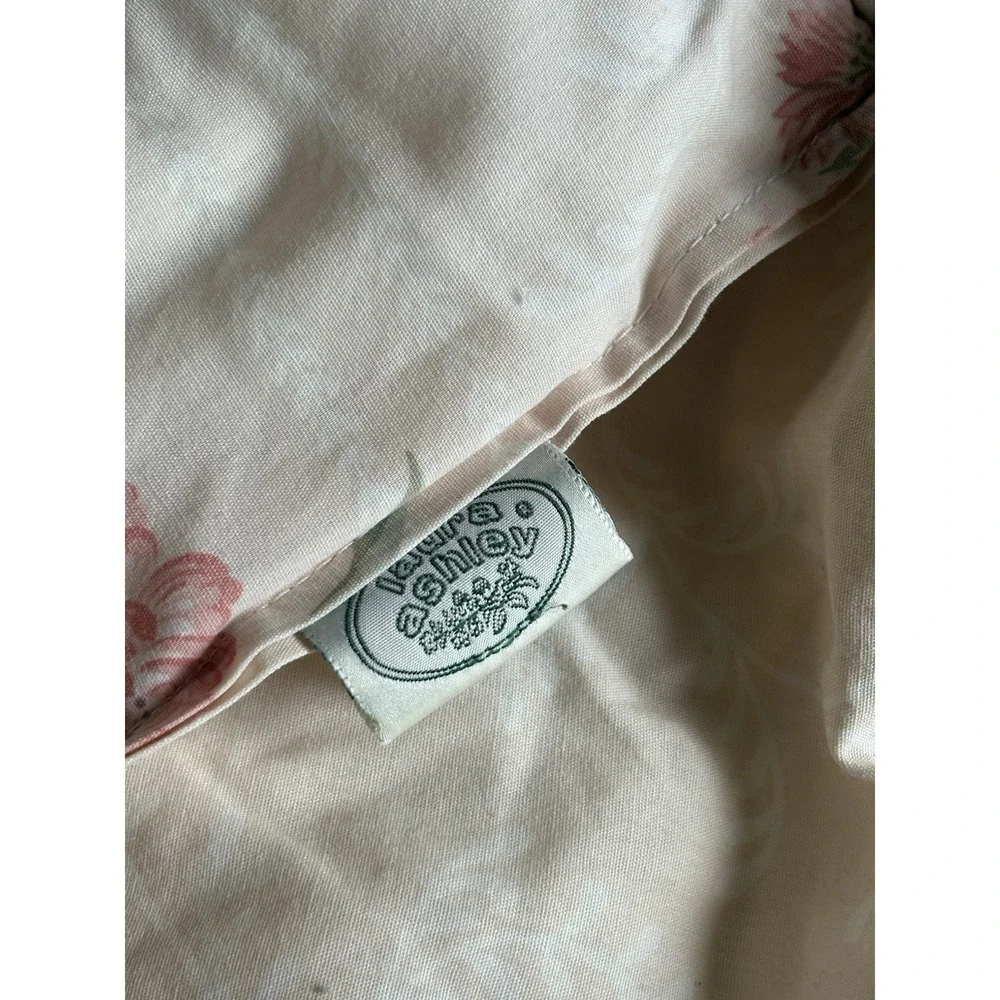 Laura Ashley vtg laura