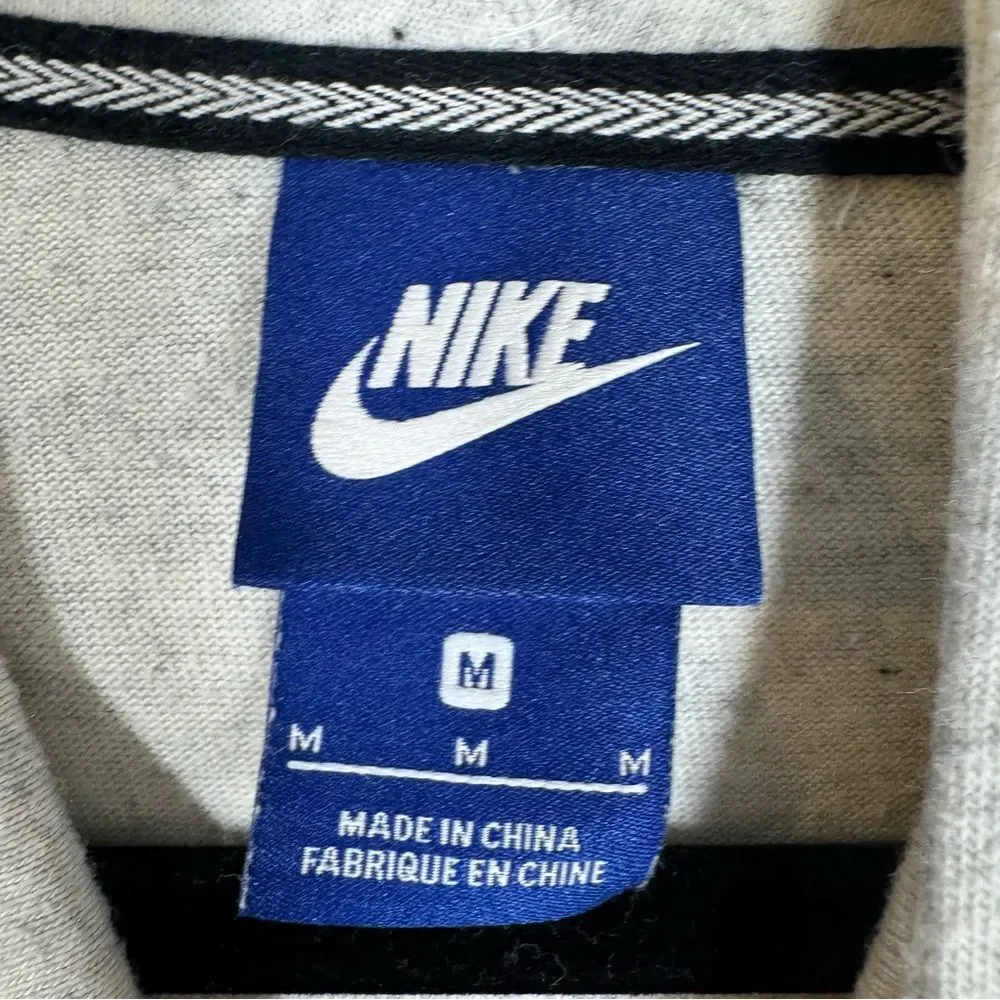 Nike women’s hoodie