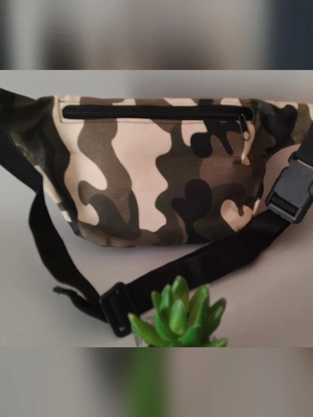 unbranded. camo waist