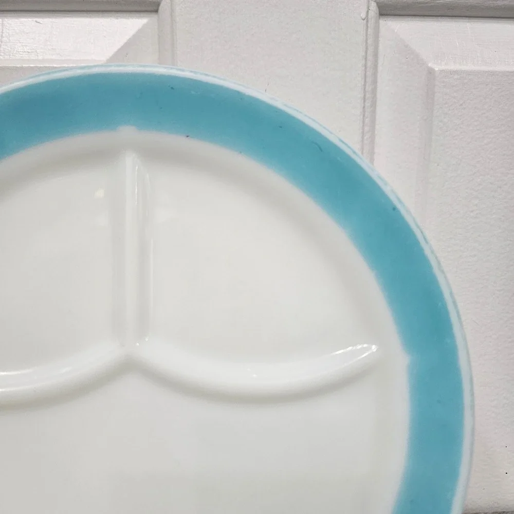 Vintage Corning Milk Glass Divided Grill Plates Turquoise Blue Rim Set of 3 9.5