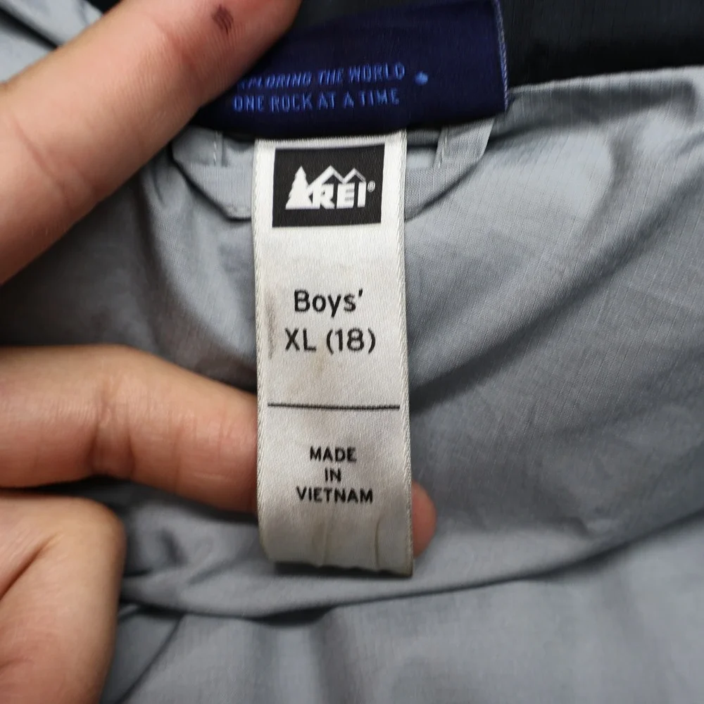 REI few blemish
