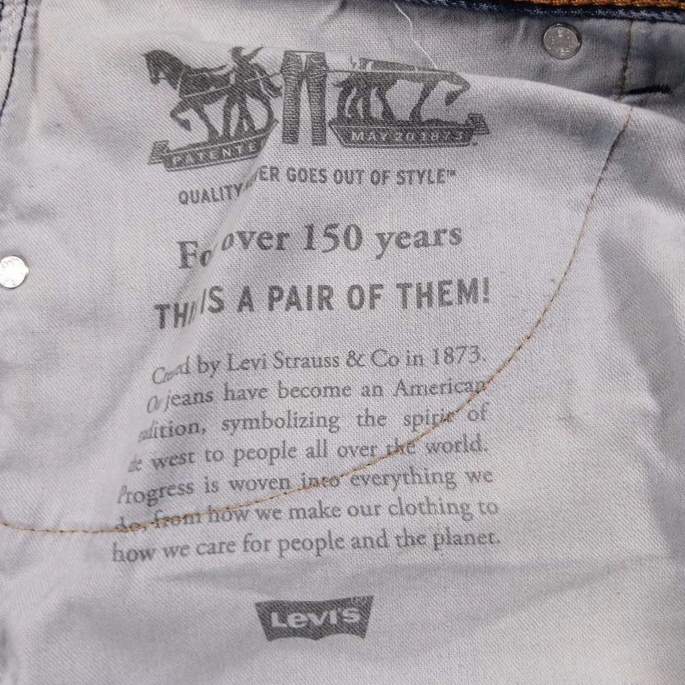 Levis classic shipping