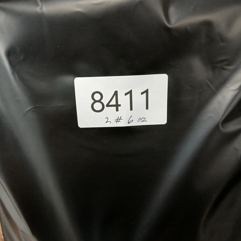 Levis offers signature dark