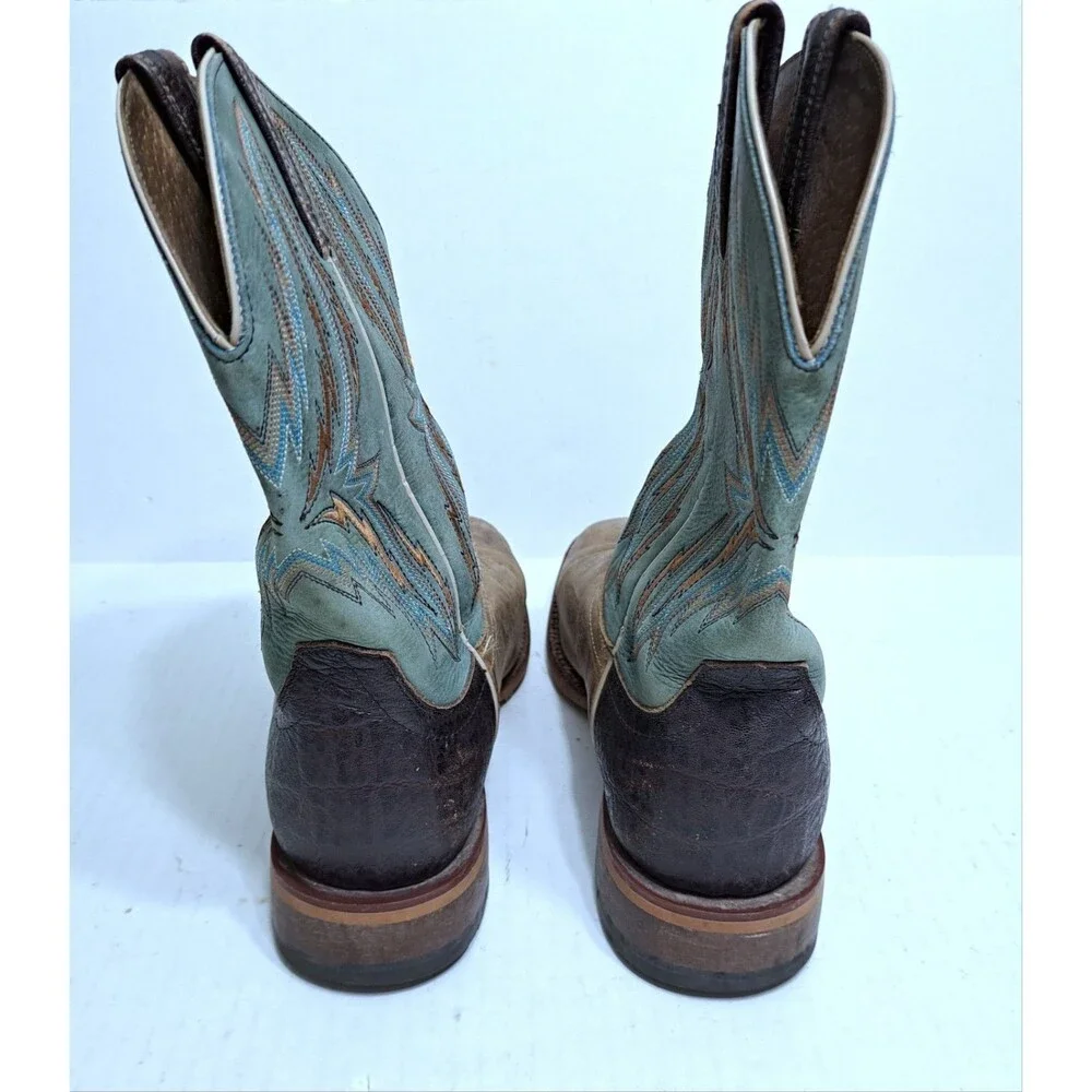 Ariat pre owned