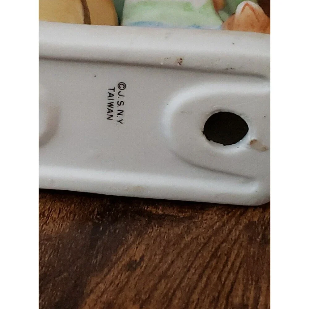 N/A vintage porcelain