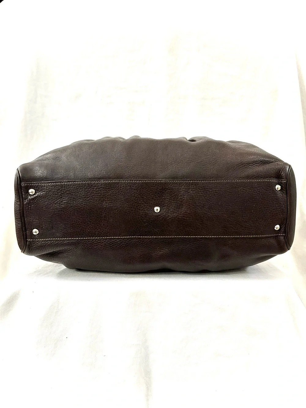 Salvatore Ferragamo clean approx size