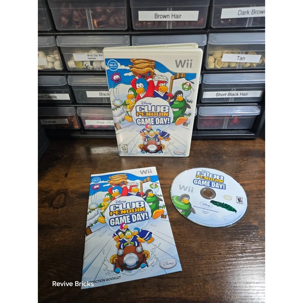 Club Penguin: Game Day (Nintendo Wii, 2010) CIB‎ Complete Tested Working Great