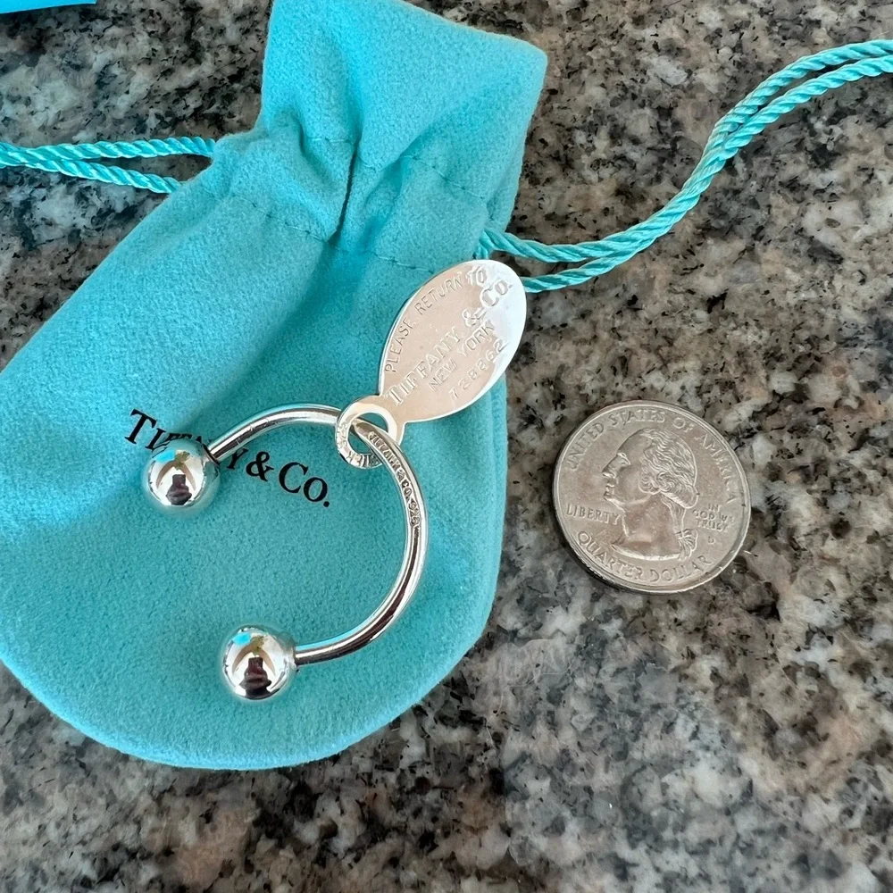 Tiffany & Co. return oval