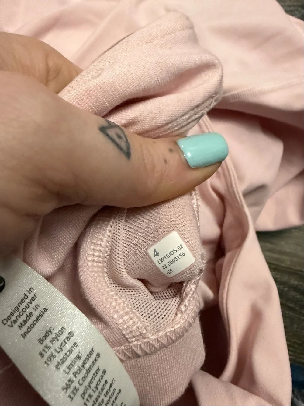 lululemon athletica very light