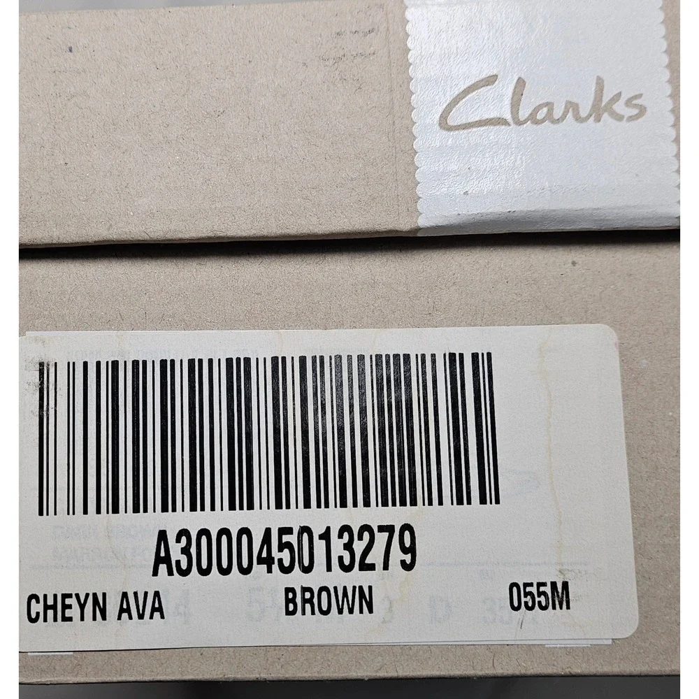 Clarks collection brown