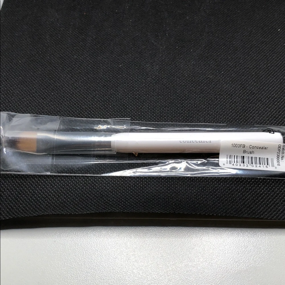 Kajer Weis concealer brush NEW and sealed.