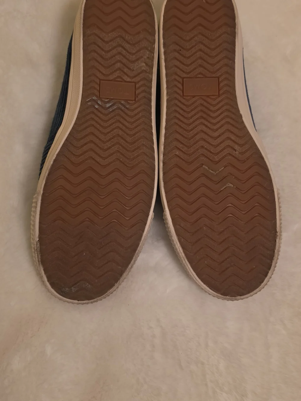 Toms classic slip