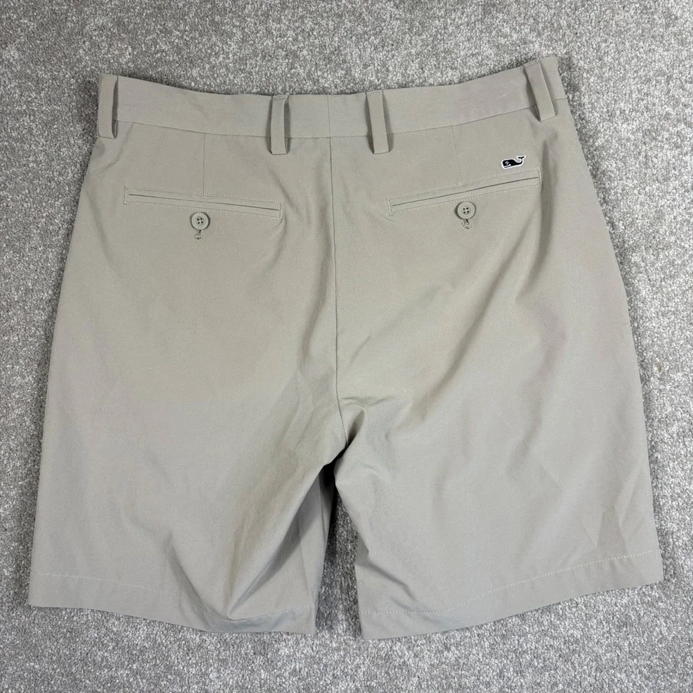 Vineyard Vines note that