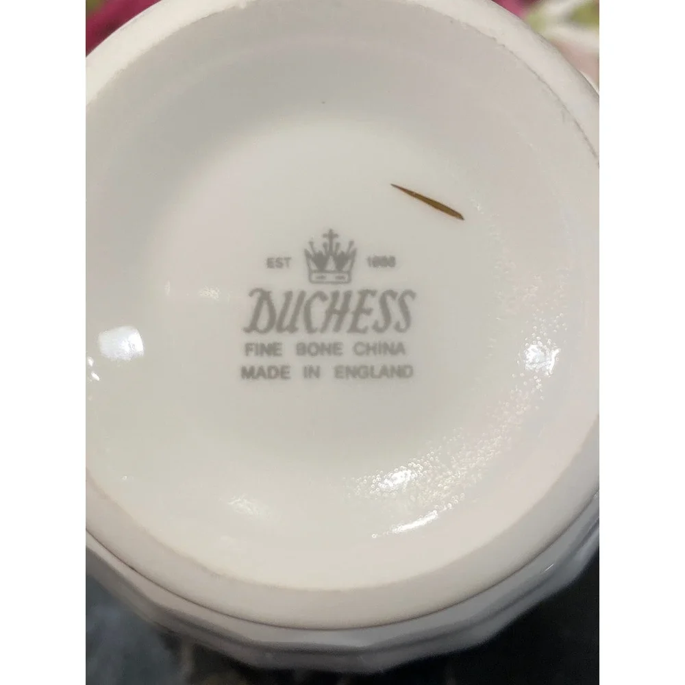 Vintage DUCHESS Cups & Saucers Set Of 2