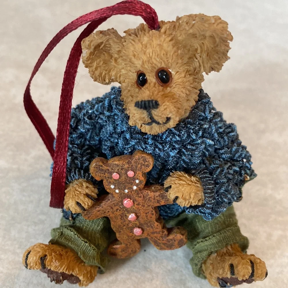 Boyds Bears elevate festive adds