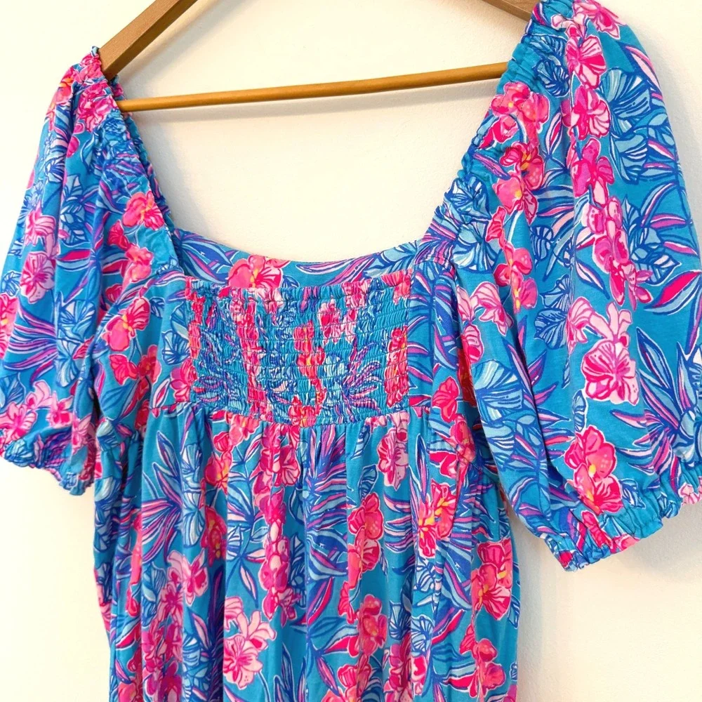 Lilly Pulitzer embrace sunshine