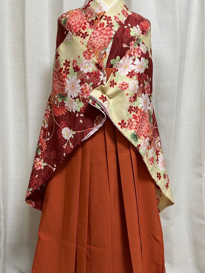 Graduation Hakama Set - Size M, 39