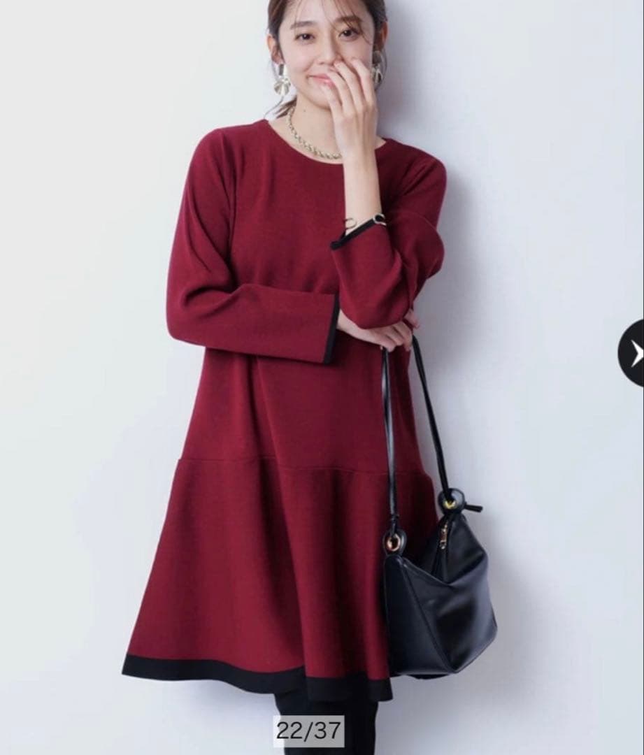 JUSGLITTY Color-Blocked Knit Mini Dress
