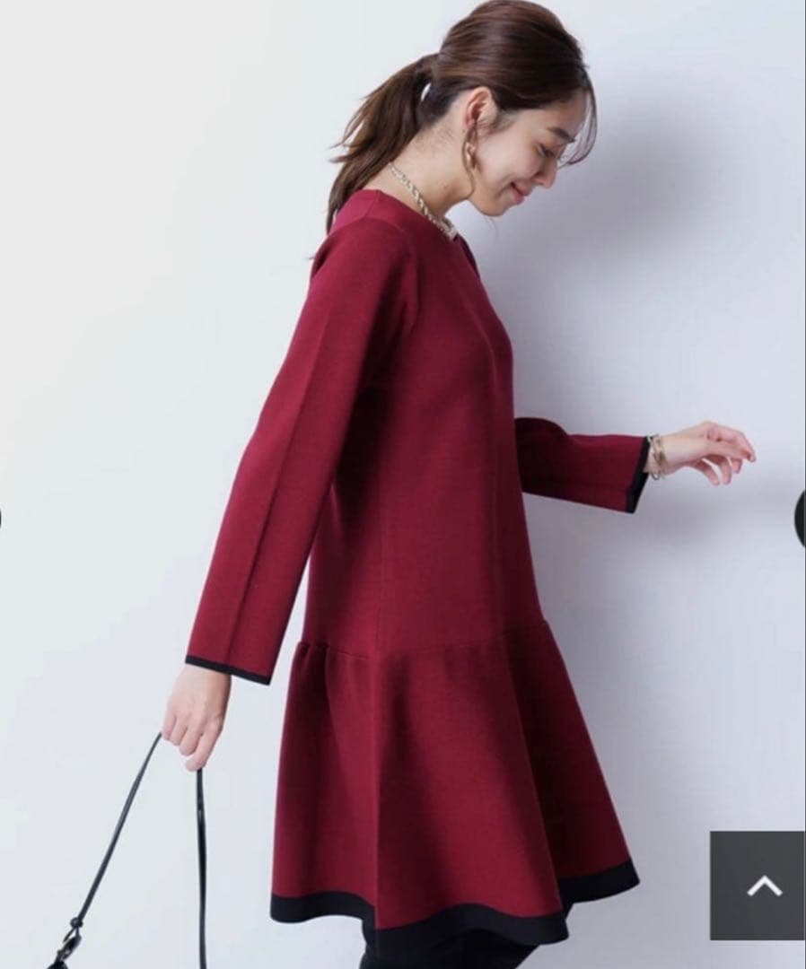 JUSGLITTY Color-Blocked Knit Mini Dress