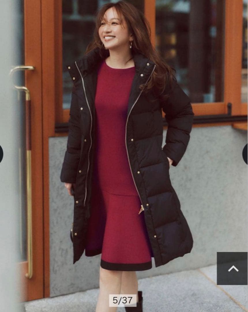 JUSGLITTY Color-Blocked Knit Mini Dress